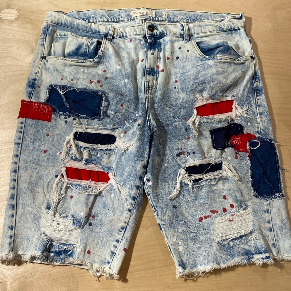 Evolution in Design Jean Shorts size 46 (AW)